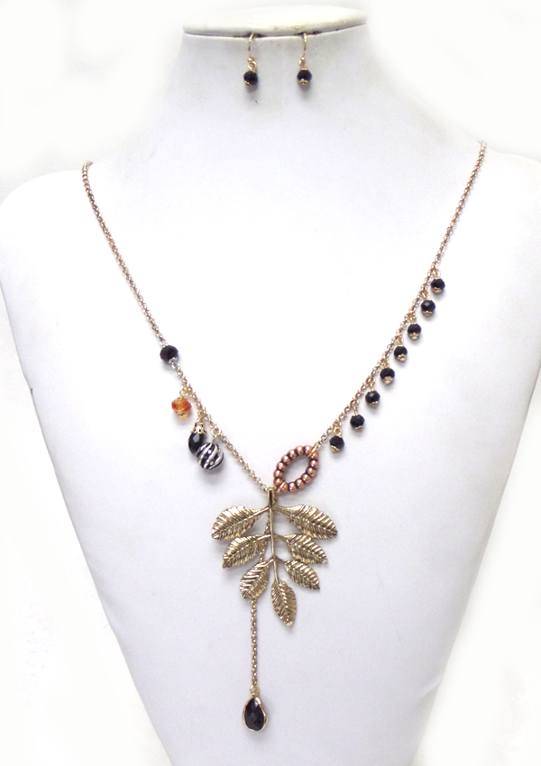 Metal textured leafs with beads drop necklace set
