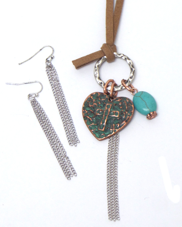 Heart with tassel drop suede necklace 