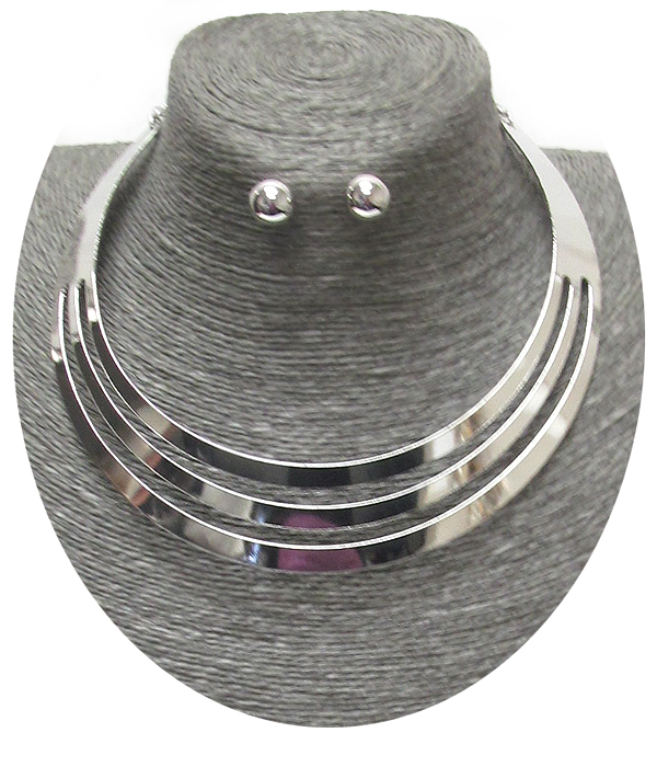 Layered metal chocker necklace set