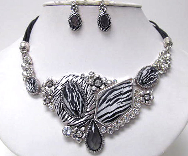 Animal print and crystal deco geometric pendant cord necklace earring set