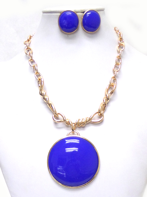 Large stone with chain necklace set