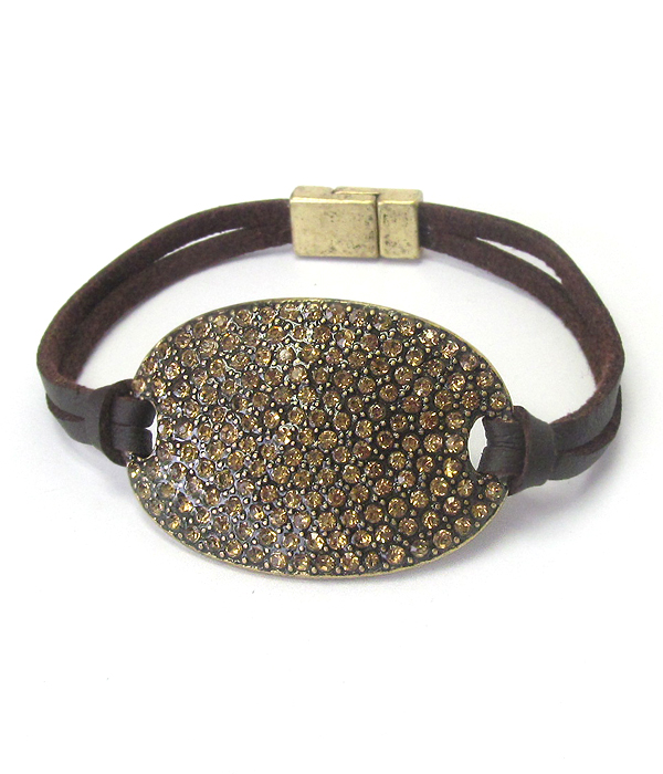 CRYSTAL STUD OVAL PLATE AND LEATHER BAND MAGNETIC BRACELET