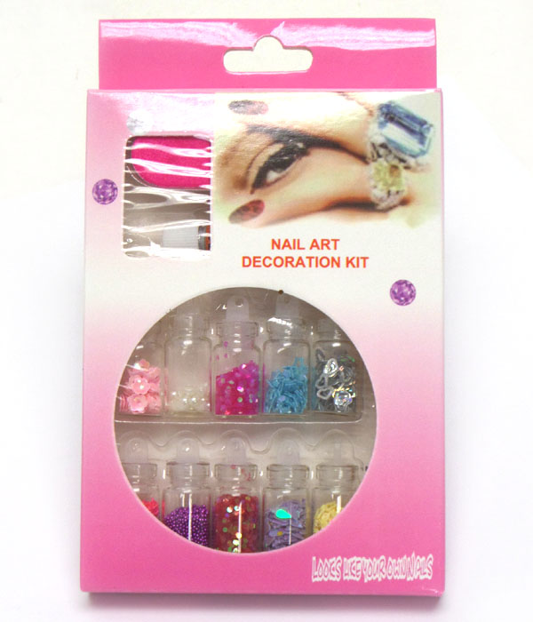 Nail art decoration kit