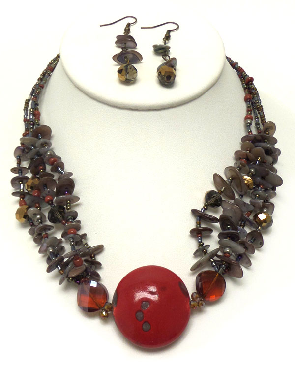 Figurine disk pendant and shell chip necklace earring set