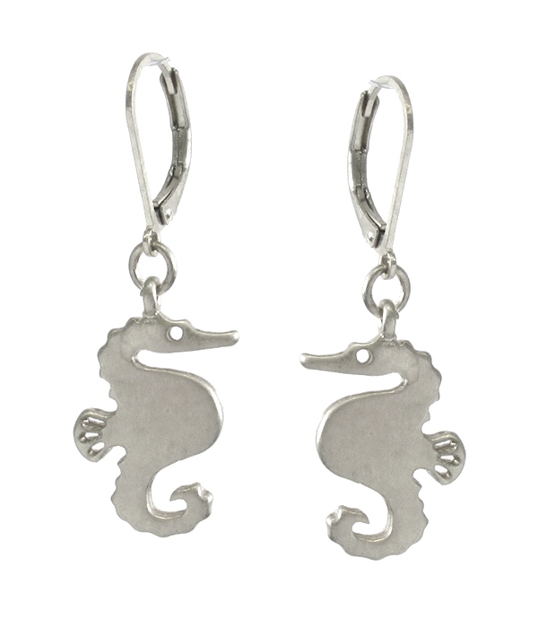 Seahorse earring