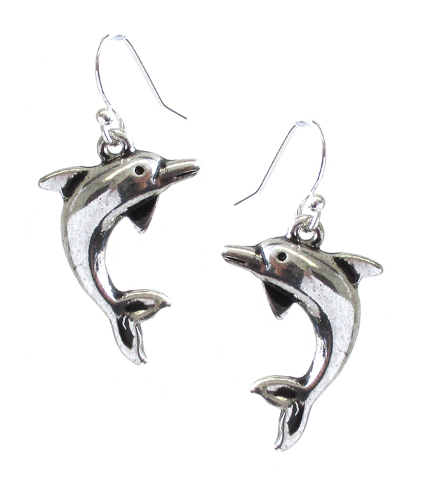 SEALIFE THEME METAL EARRING - DOLPHIN