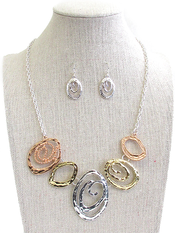 HAMMERED METAL SWIRL LINK NECKLACE SET