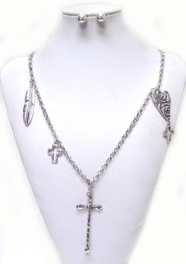 Metal chain cross charm necklace set 