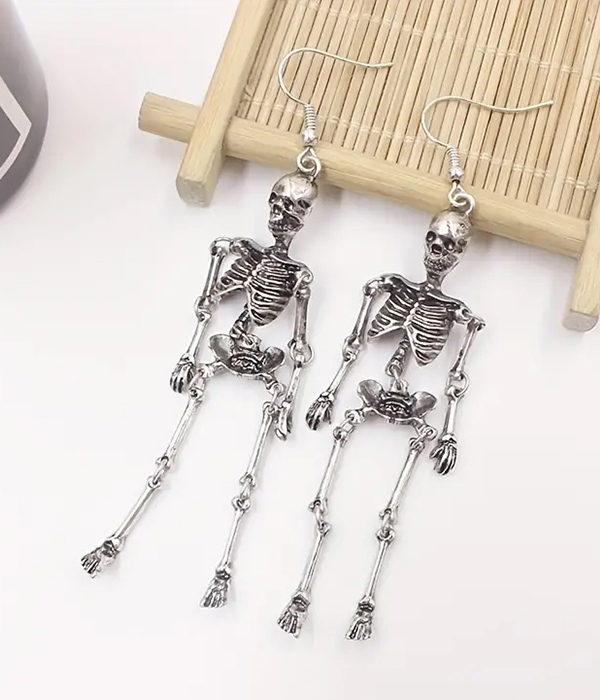 Halloween theme skull skeleton dangle drop earring