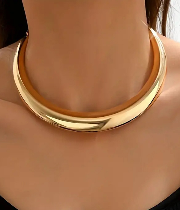 Metal collar choker necklace