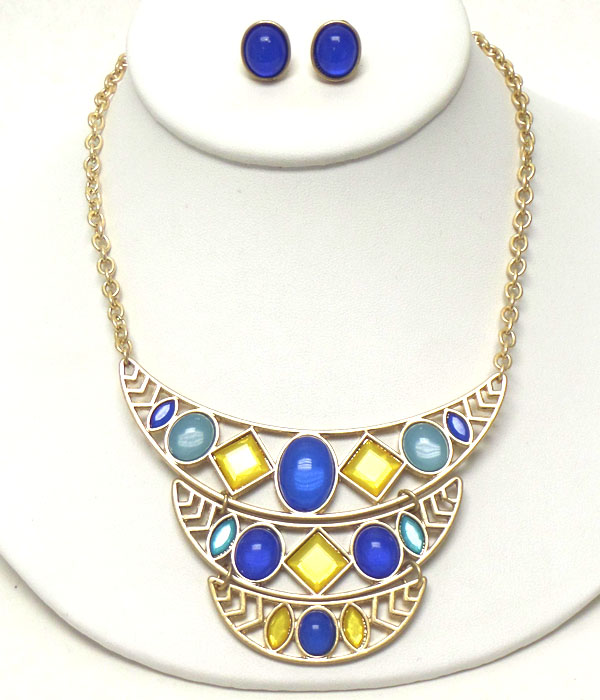 Tribal look acryl accent triple layer mini bib necklace earring set