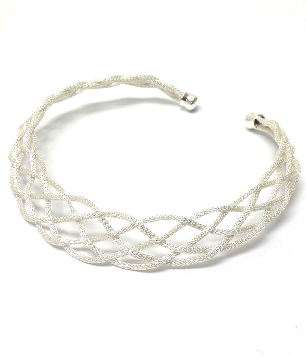 Twist metal mesh chocker necklace