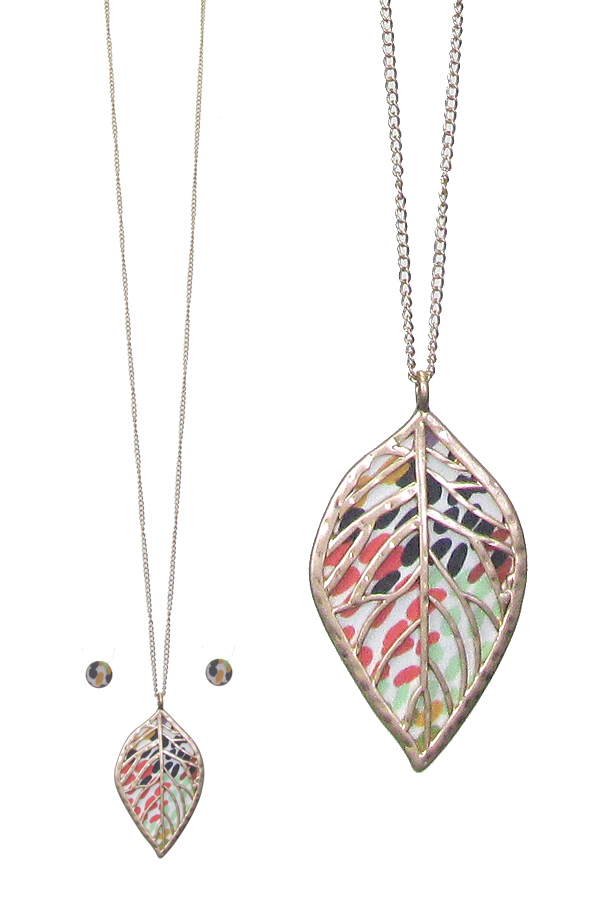 Metal filigree and printed fabric leaf pendant long necklace set