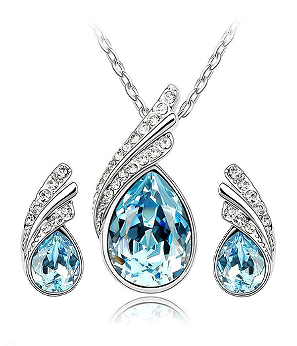 Teardrop crystal necklace set