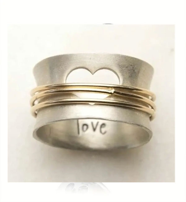 Hollow heart wire wrap wide ring