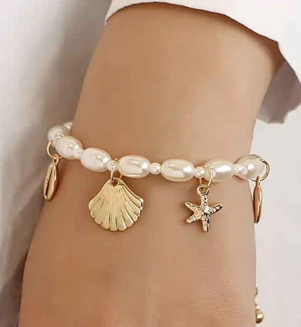 Sealife theme multi charm pearl bracelet