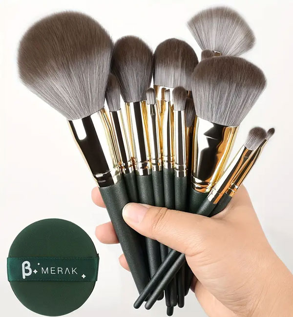 Various size 14 piece makeup brush set