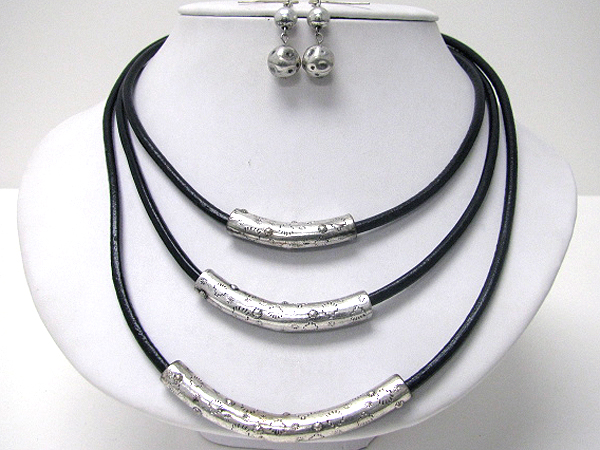 Triple metal hose and cord chain necklace earring set