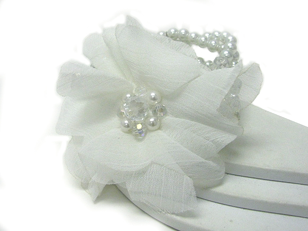 Large fabric flower and pearl stretch bracelet