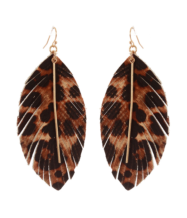 ANIMAL PRINT LEATHERETTE FEATHER EARRING