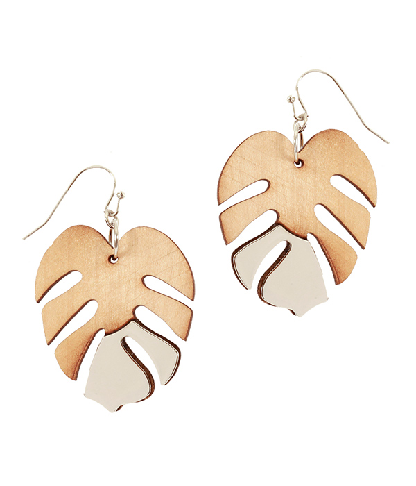 WOOD AND METAL MIX GIANT LEAF EARRING - MOSTERA