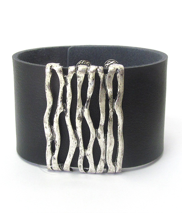 Metal bar thick leather band bracelet