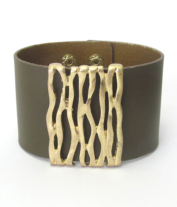 Metal bar thick leather band bracelet