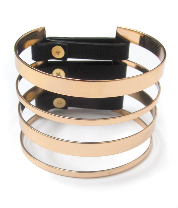 Metal bangle bracelet