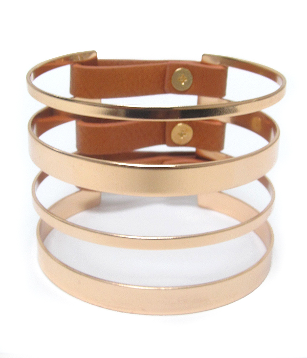 Metal bangle bracelet
