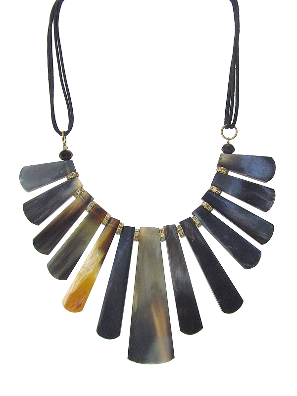 TRIBAL STYLE HORN BAR NECKLACE