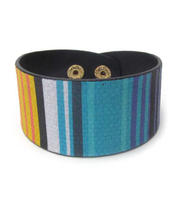 Multi color paint faux leather button bracelet