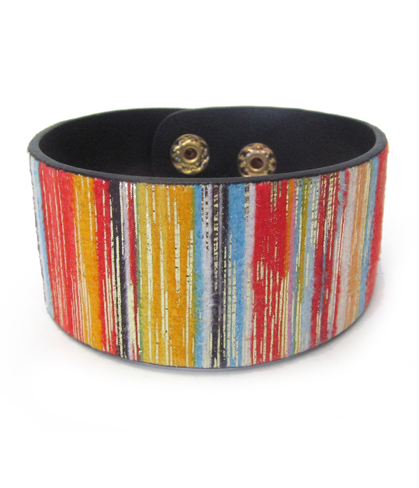 Multi color paint faux leather button bracelet