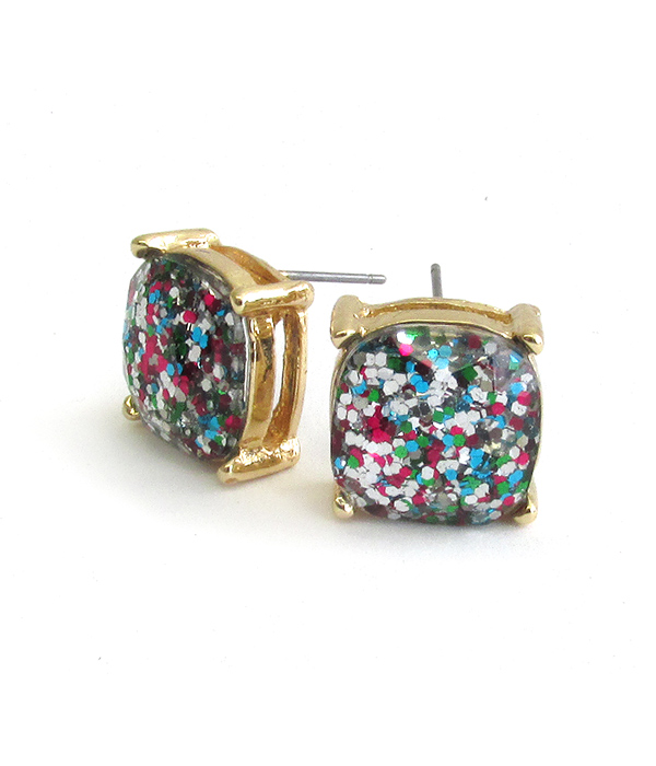 FACET STONE GLITTERING STUD EARRING