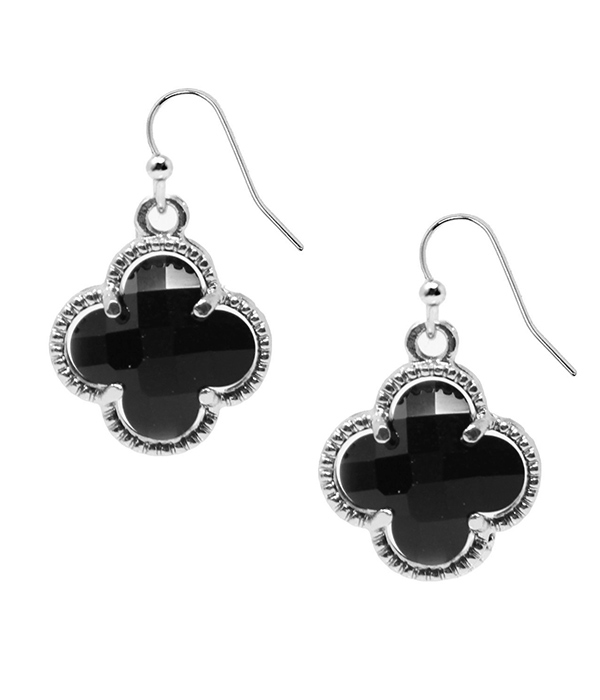 Quatrefoil earring