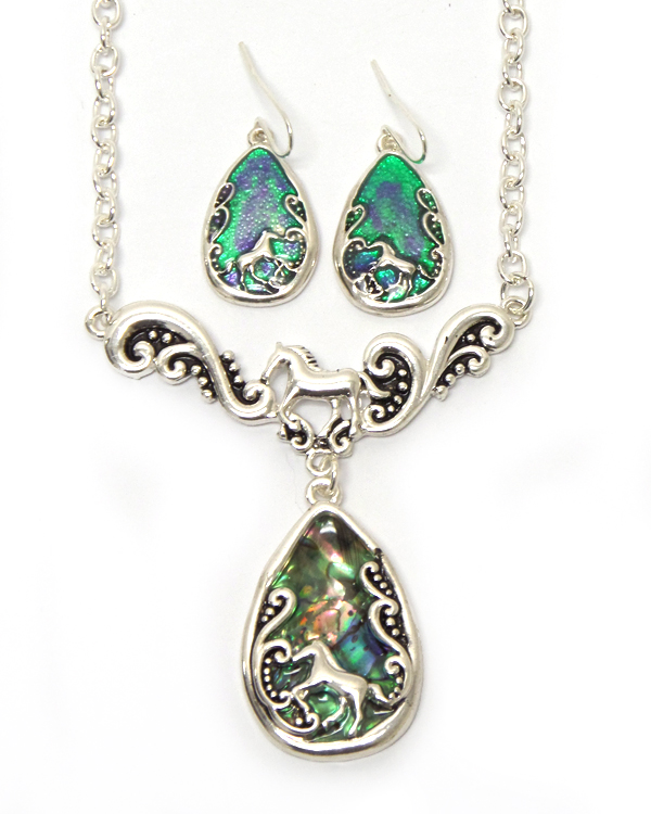 Metal textured teardrop  abalone stone  necklace set