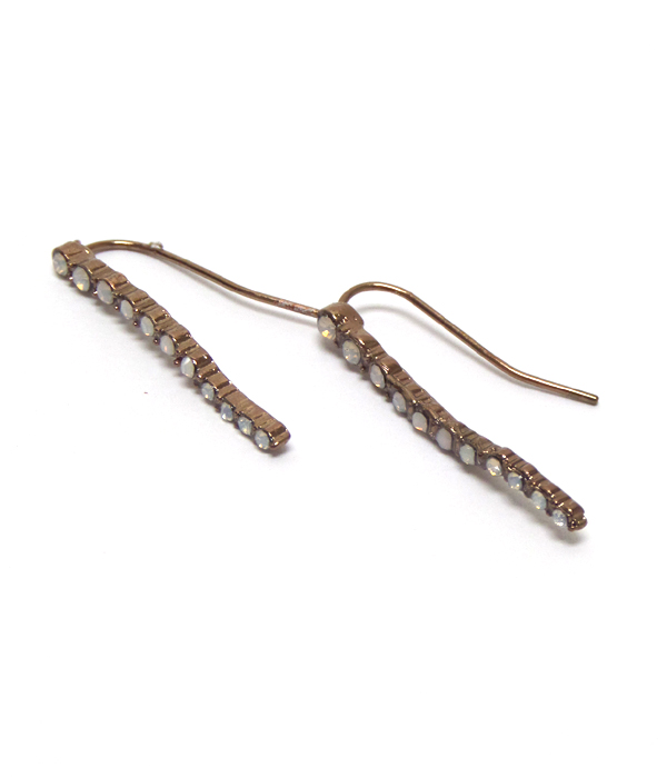 Curved metal bar cuff earrings