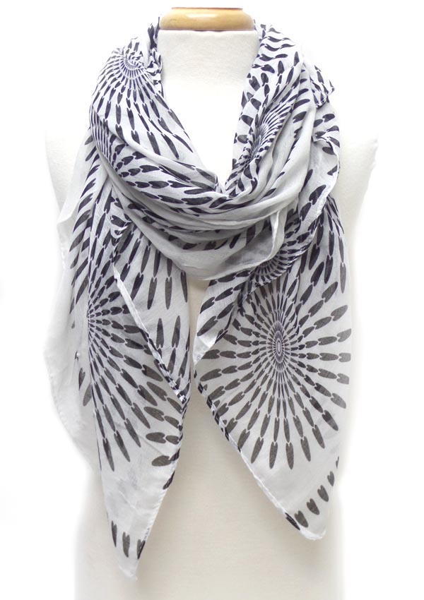 Two color pattern scraf