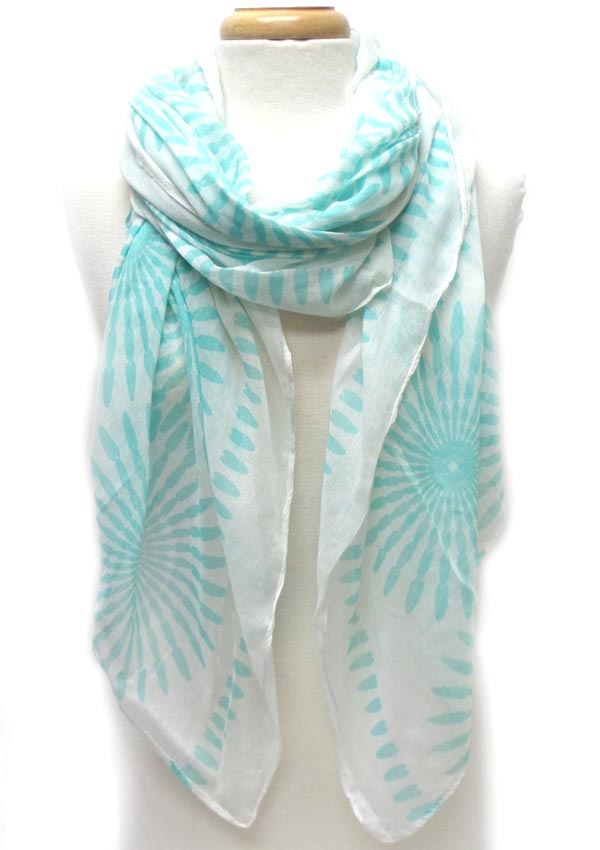 Two color pattern scraf