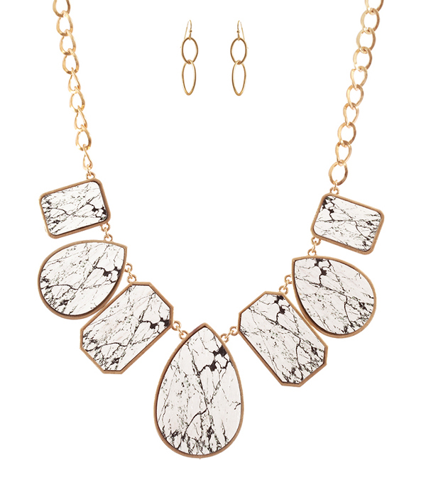 MARBLE PRINT MULTI WOOD TEARDROP LINK NECKLACE SET