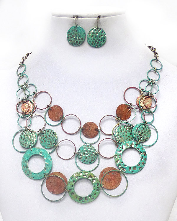 3 layer linked patina necklace set