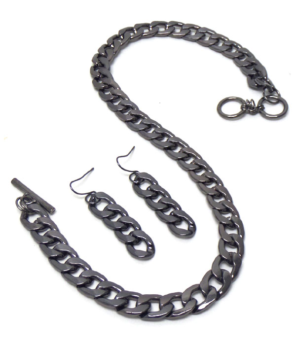 Thick chain toggle necklace earring set