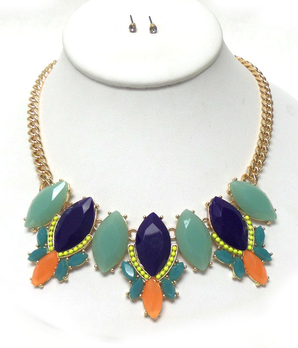 Acryl and seed beads art deco necklace earring set