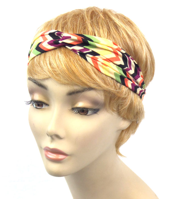 Chevron pattern stretch headband