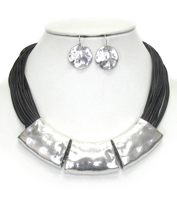 Hammered chunky metal and multi leather chain necklace set