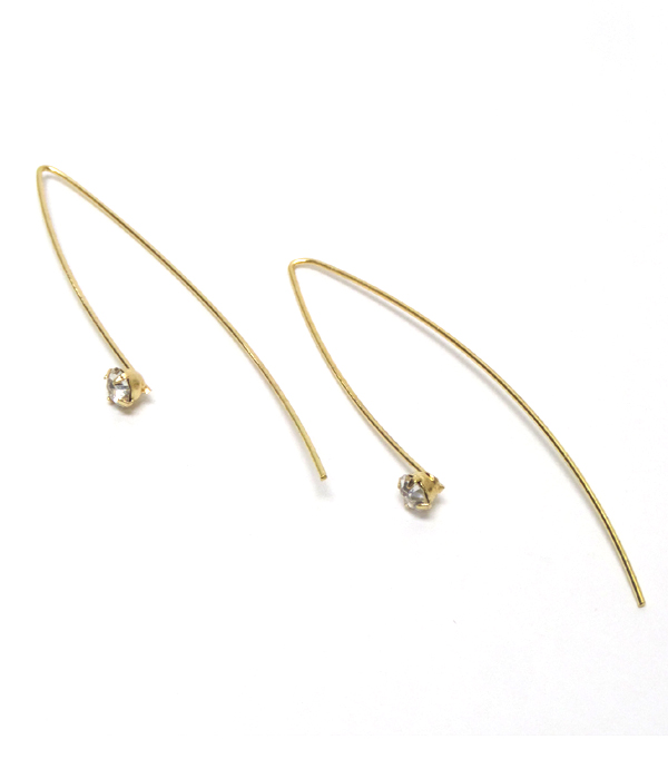 Thin metal curve crystal earring