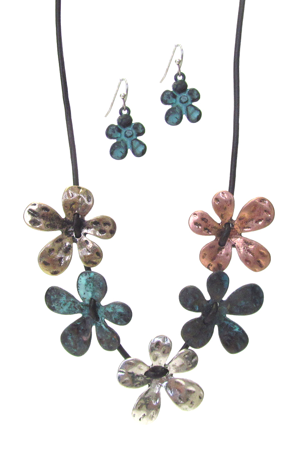 MULTI FLOWER LINK NECKLACE SET