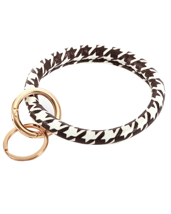 Keyring leatherette bangle bracelet with key chain - houndtooth