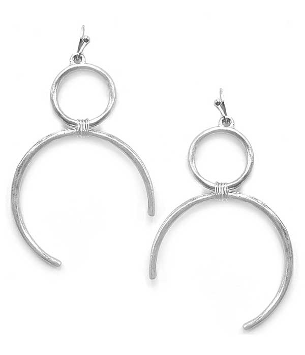 DOUBLE METAL HOOP EARRING