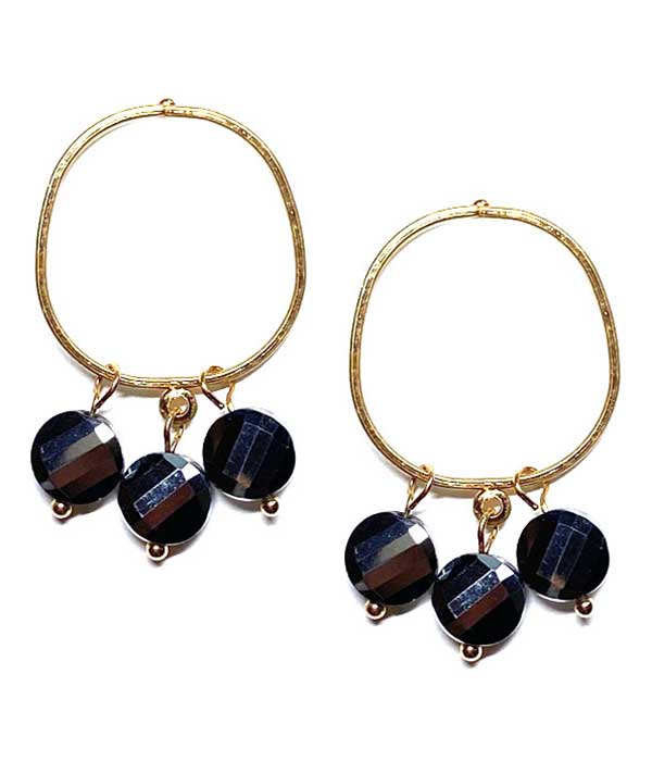 FACET STONE DANGLE METAL HOOP EARRING