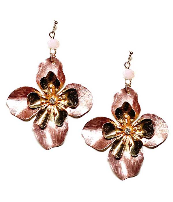 METAL FLOWER EARRING